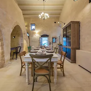 https://terre-di-cavalusi-relais.sicilyhotelsitaly.net
